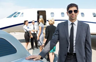 Comfort Drive driver transporting airline or ship crew in Dubai