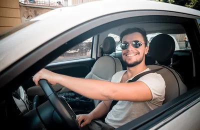 Safe Driving Practices in the UAE: Tips & Black Points